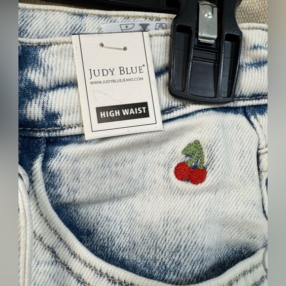 Judy Blue Light Wash Distressed Jean Shorts with Cherry Embroidery - Picture 3 of 7